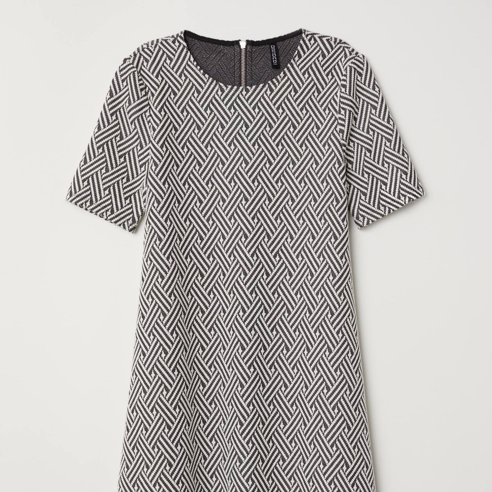 H&M SHORT JERSEY JACQUARD DRESS